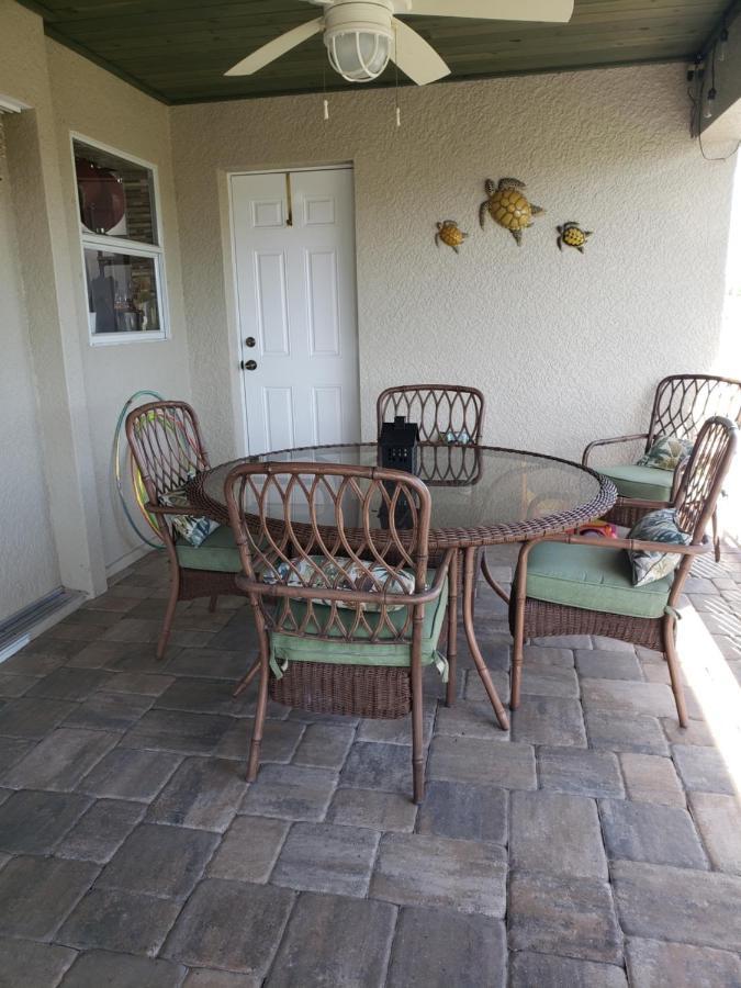 Quails Nest Hotel Cape Coral Exterior photo