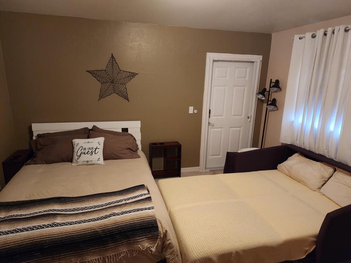 Quails Nest Hotel Cape Coral Exterior photo